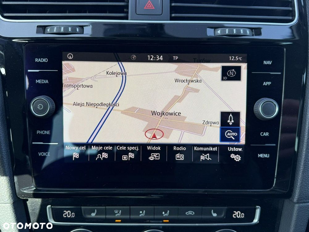 Volkswagen Golf Variant 1.6 TDI SCR DSG Join - 23