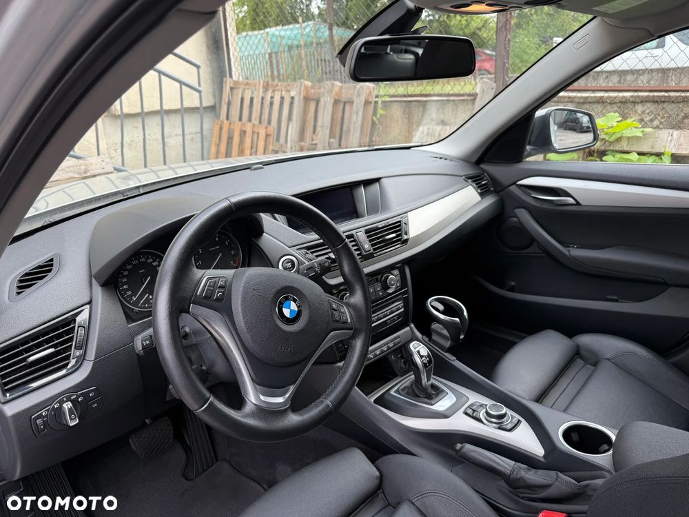 BMW X1 xDrive20i - 12