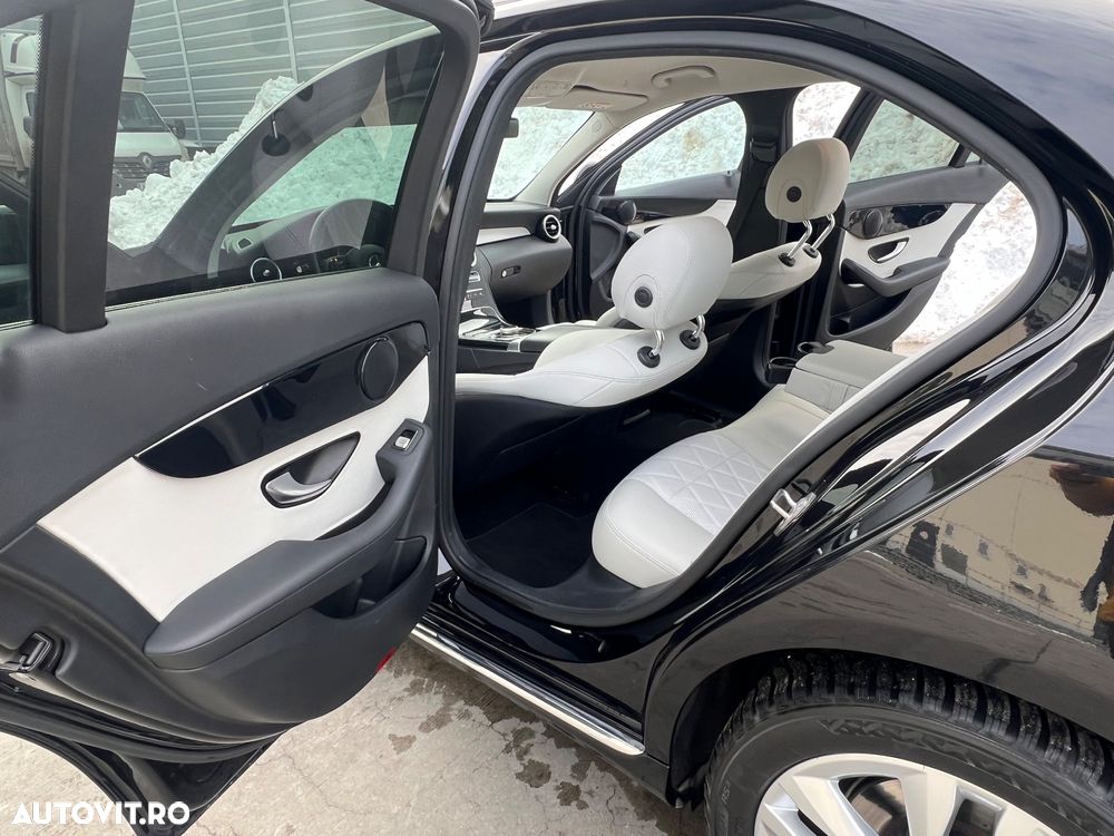 Mercedes-Benz C - 15