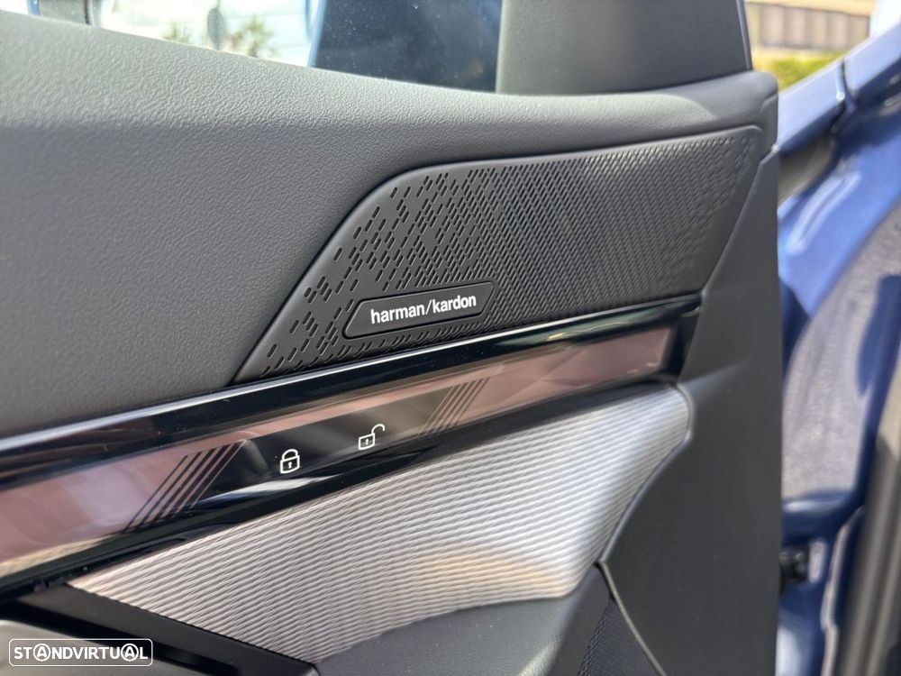 BMW 530 e Pack Desportivo M - 17