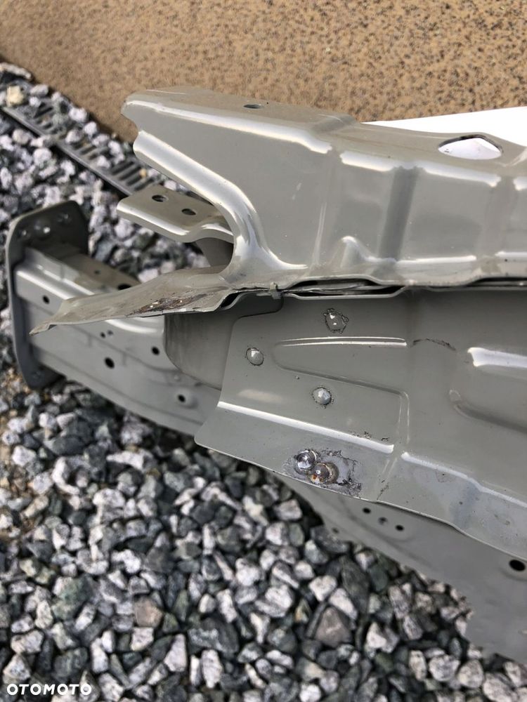 PODŁUŻNICA LEWA ĆWIARTKA PRZEDNIA HYUNDAI BAYON - 2