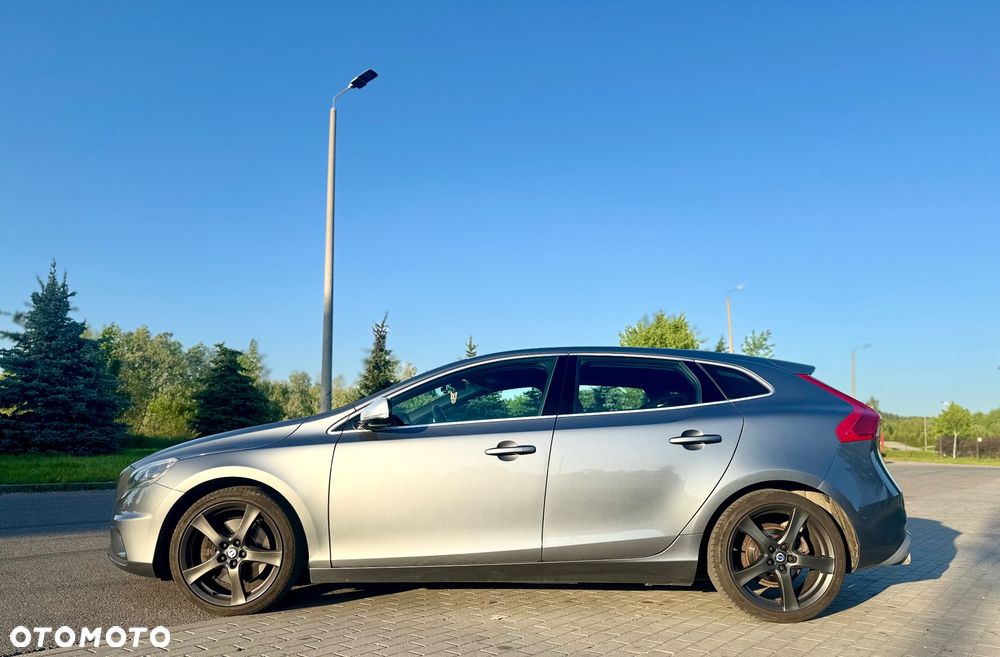 Volvo V40 D4 Drive-E Summum - 3
