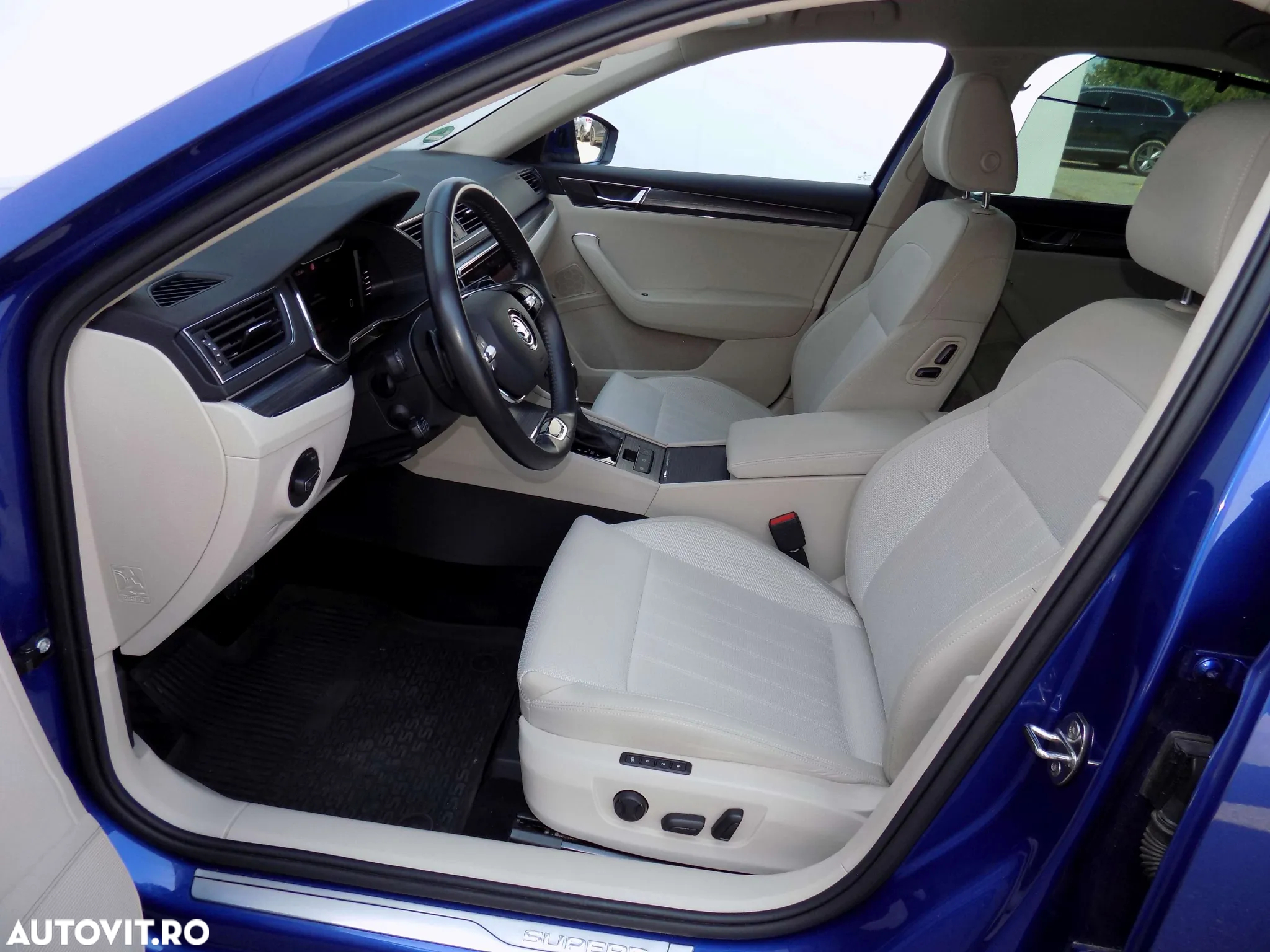 Skoda Superb 2.0 TDI 4X4 DSG Style - 15