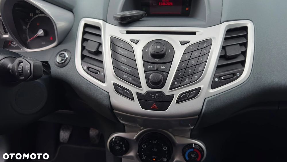 Ford Fiesta - 13