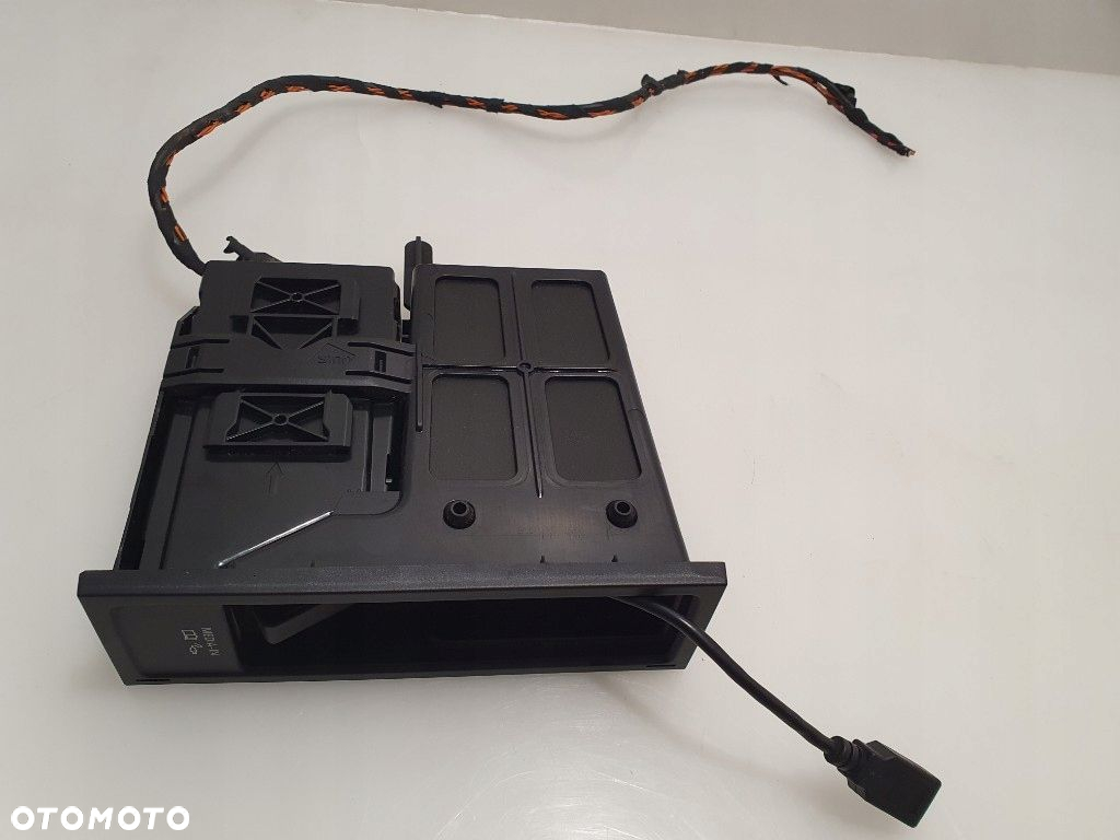 INTERFACE MULTIMEDIALNY VW PASSAT GOLF VI 5N0 - 6