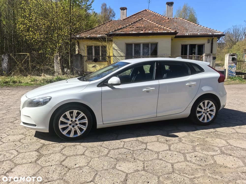 Volvo V40 D2 - 3