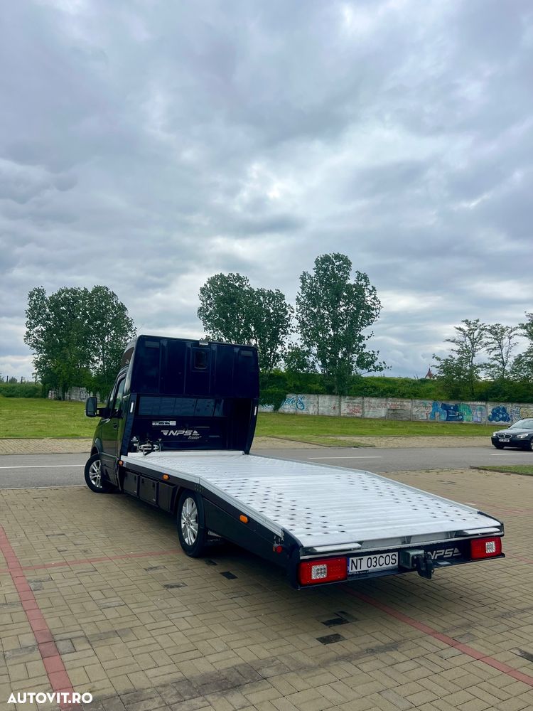 Mercedes-Benz Sprinter - 5