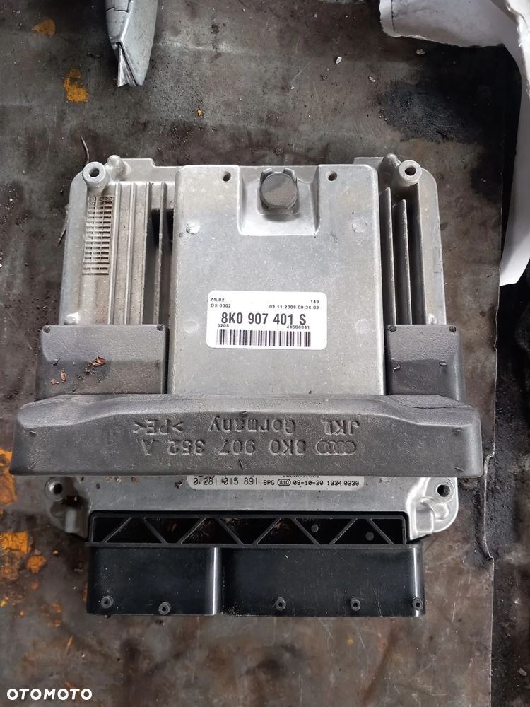 Sterownik ECU 8K0 907 401 S - 1