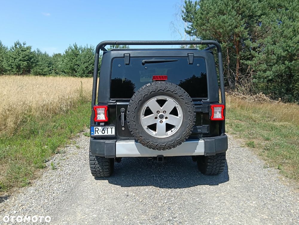 Jeep Wrangler Unlimited 3.8 Automatik Sahara - 4
