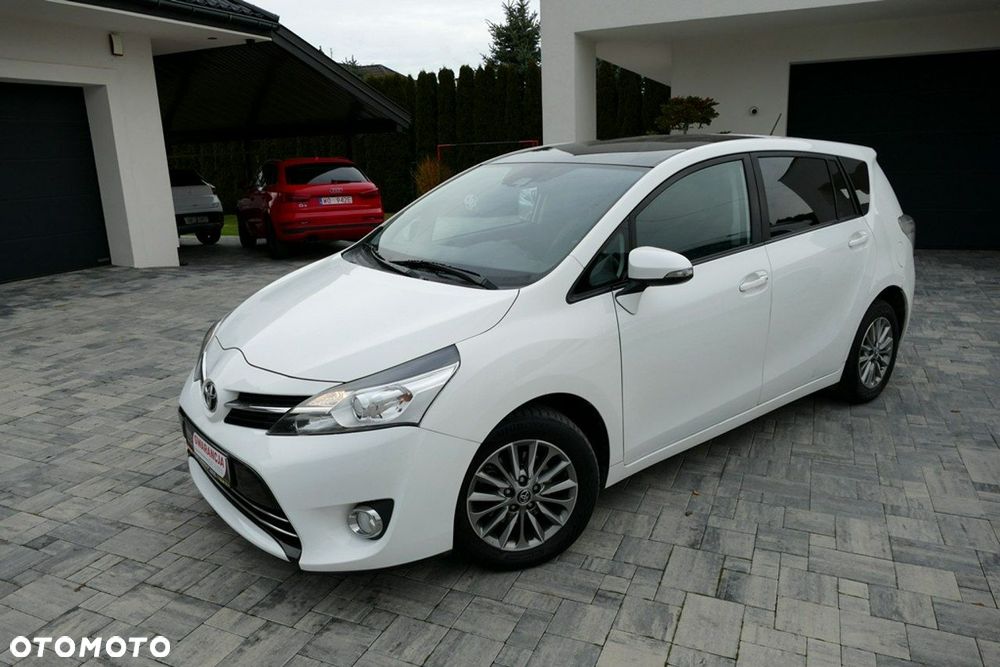 Toyota Verso 1.6 D-4D Premium - 9