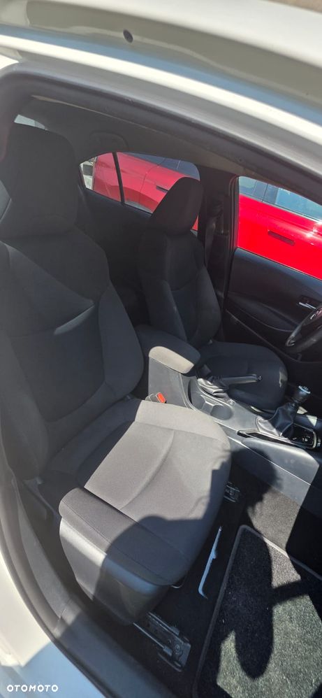 Toyota Corolla 1.5 Active - 12