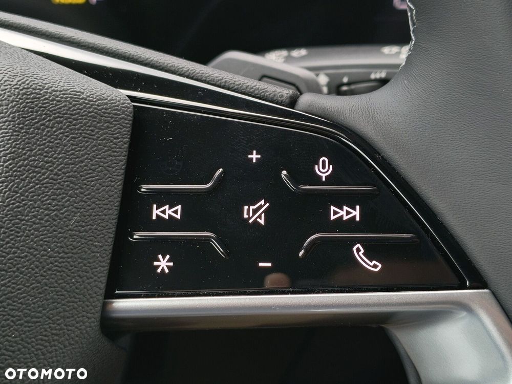 Audi Q5 Sportback - 32