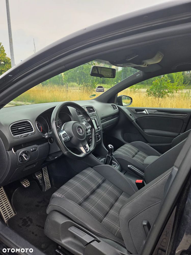 Volkswagen Golf - 7