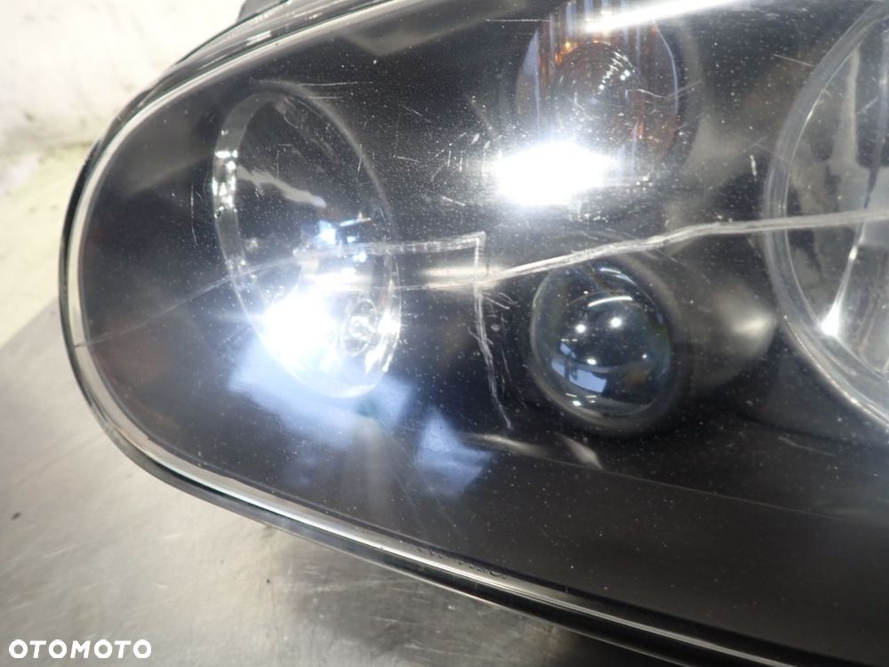 LAMPA LEWA PRZEDNIA VOLKSWAGEN GOLF IV - 2