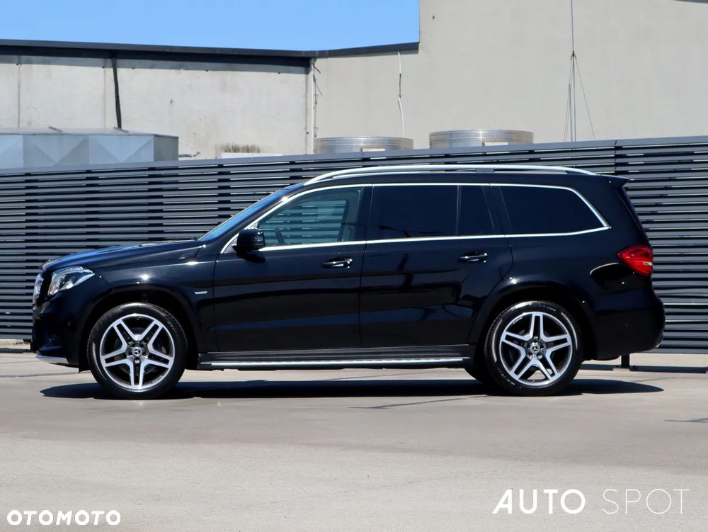 Mercedes-Benz GLS 350 d 4Matic 9G-TRONIC AMG Line - 2