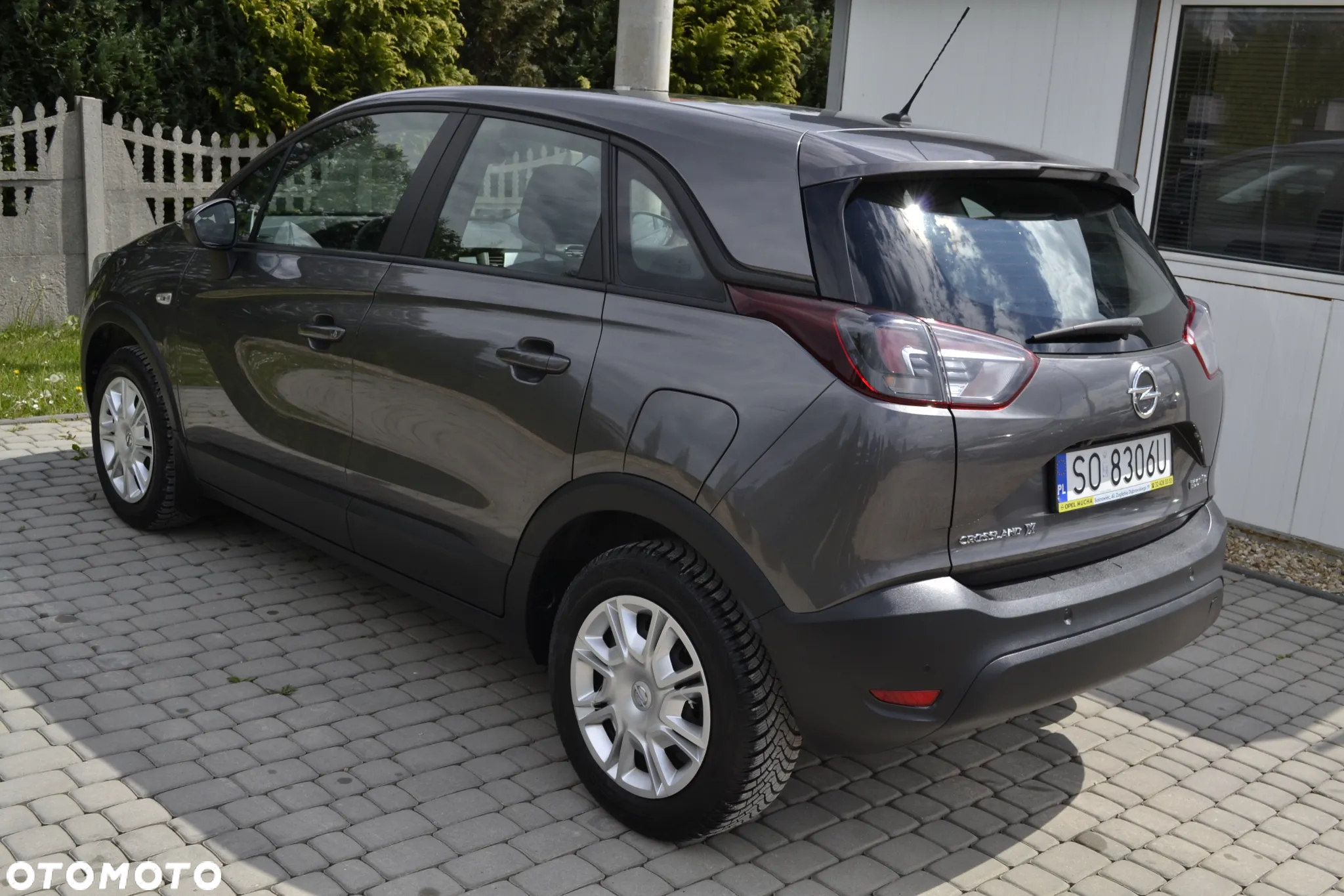 Opel Crossland X 1.2 T Eco Enjoy S&S - 18