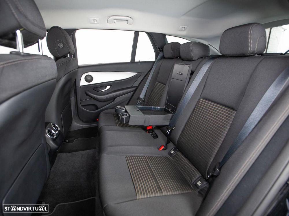 Mercedes-Benz E 300 de Avantgarde - 9