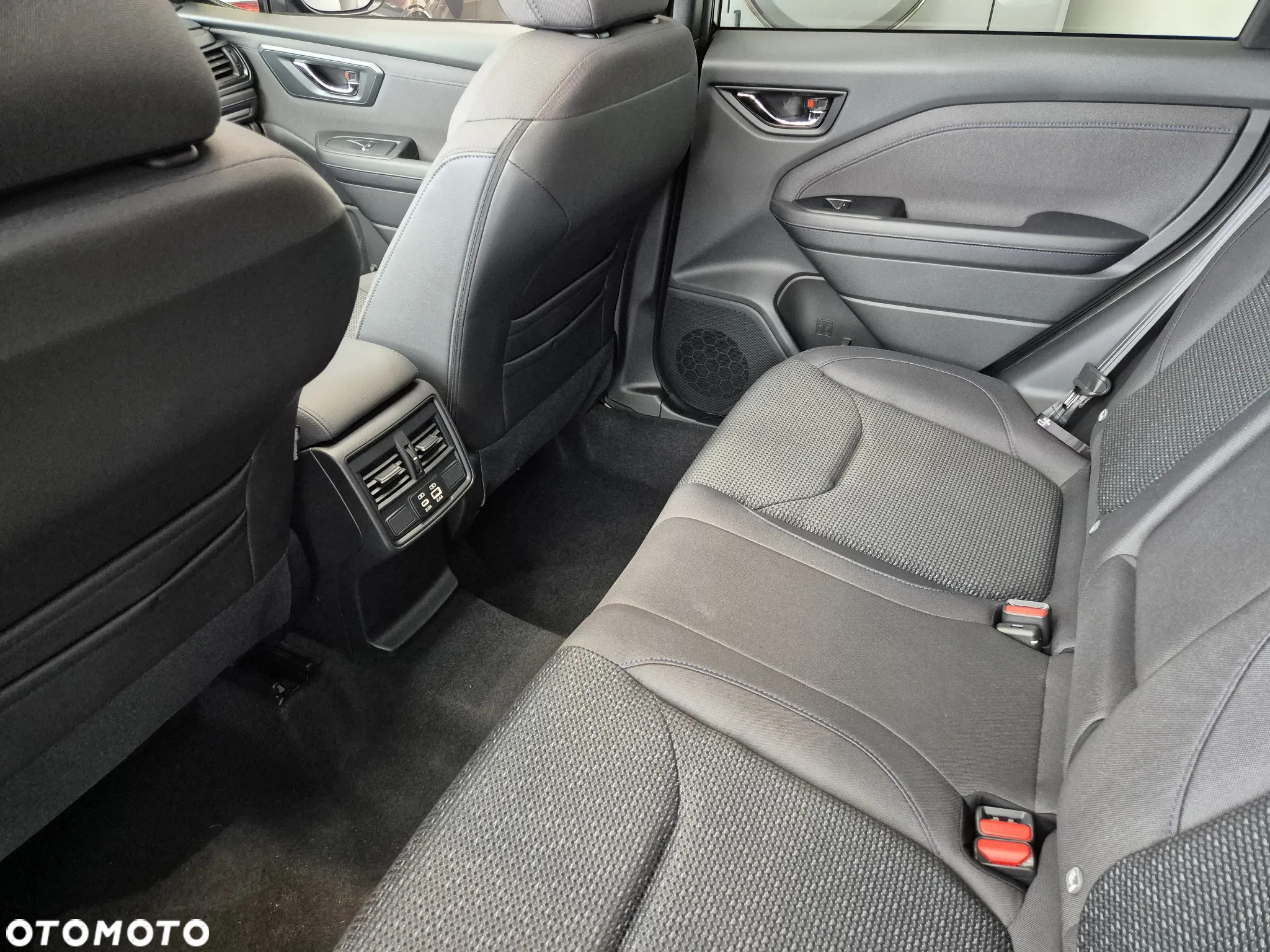 Subaru Forester 2.0i-L Exclusive (EyeSight) Lineartronic - 26