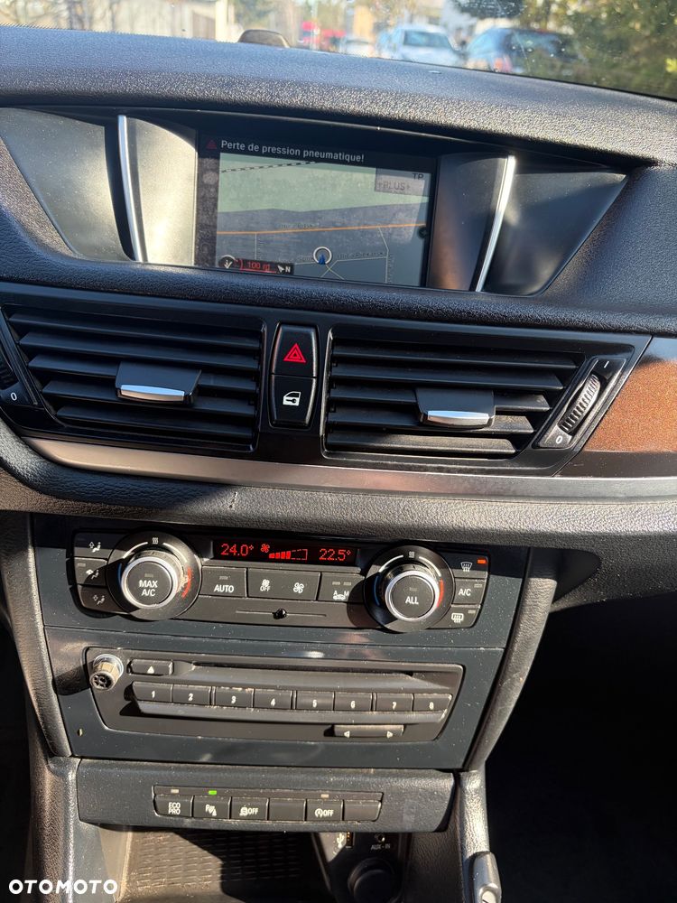 BMW X1 sDrive18d xLine - 26