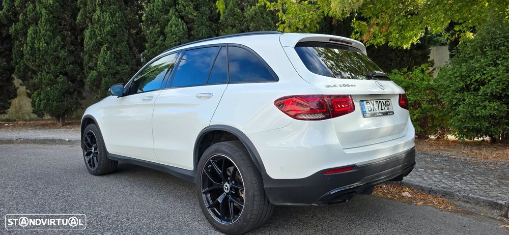 Mercedes-Benz GLC 300 de 4Matic 9G-TRONIC - 4