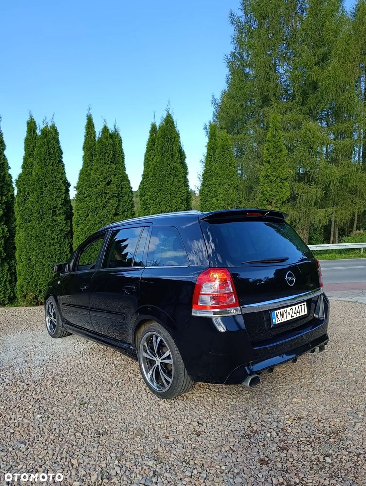 Opel Zafira 2.0 T OPC - 6
