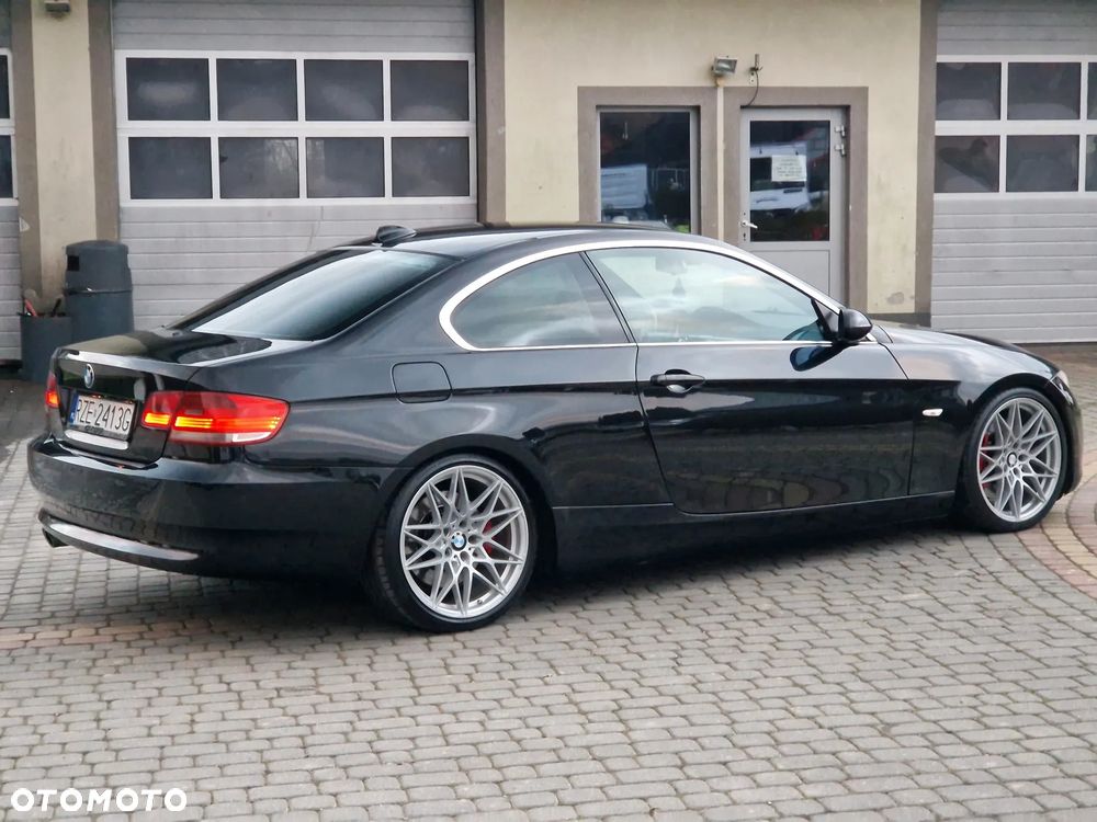 BMW Seria 3 330d - 16
