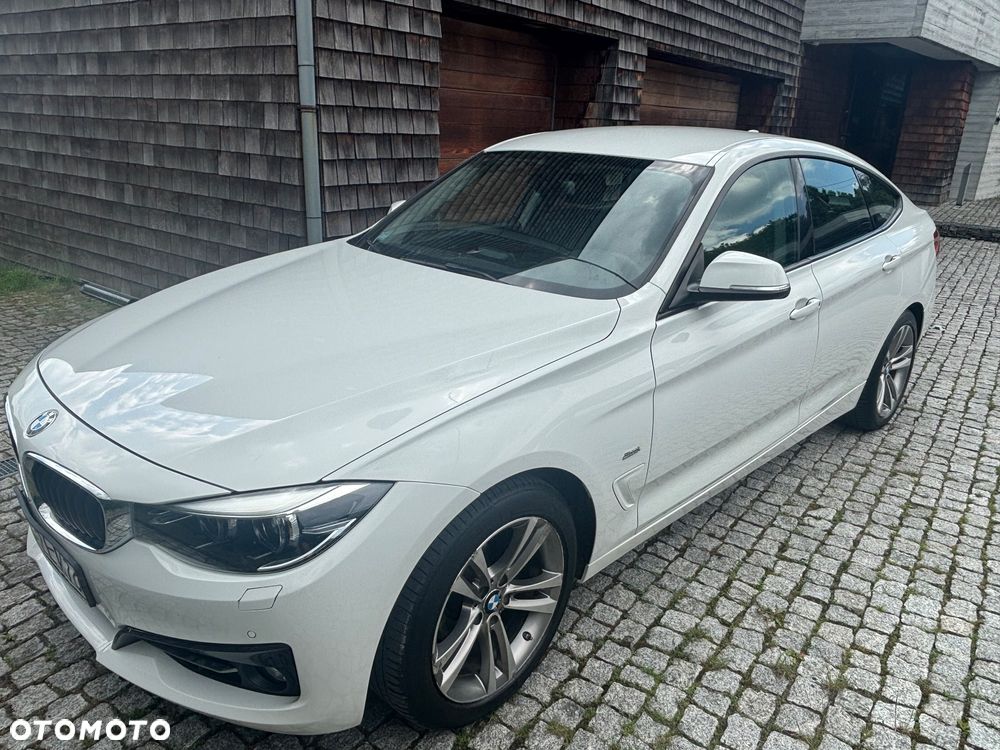 BMW Seria 3 320i GPF xDrive - 27