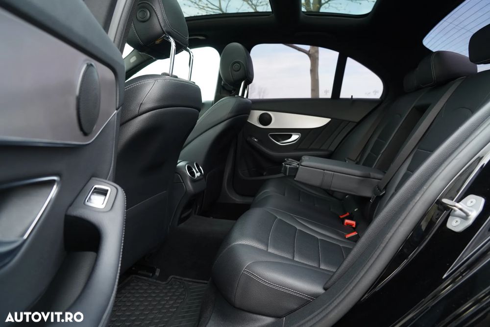 Mercedes-Benz C 220 d 4Matic 9G-TRONIC AMG Line - 18