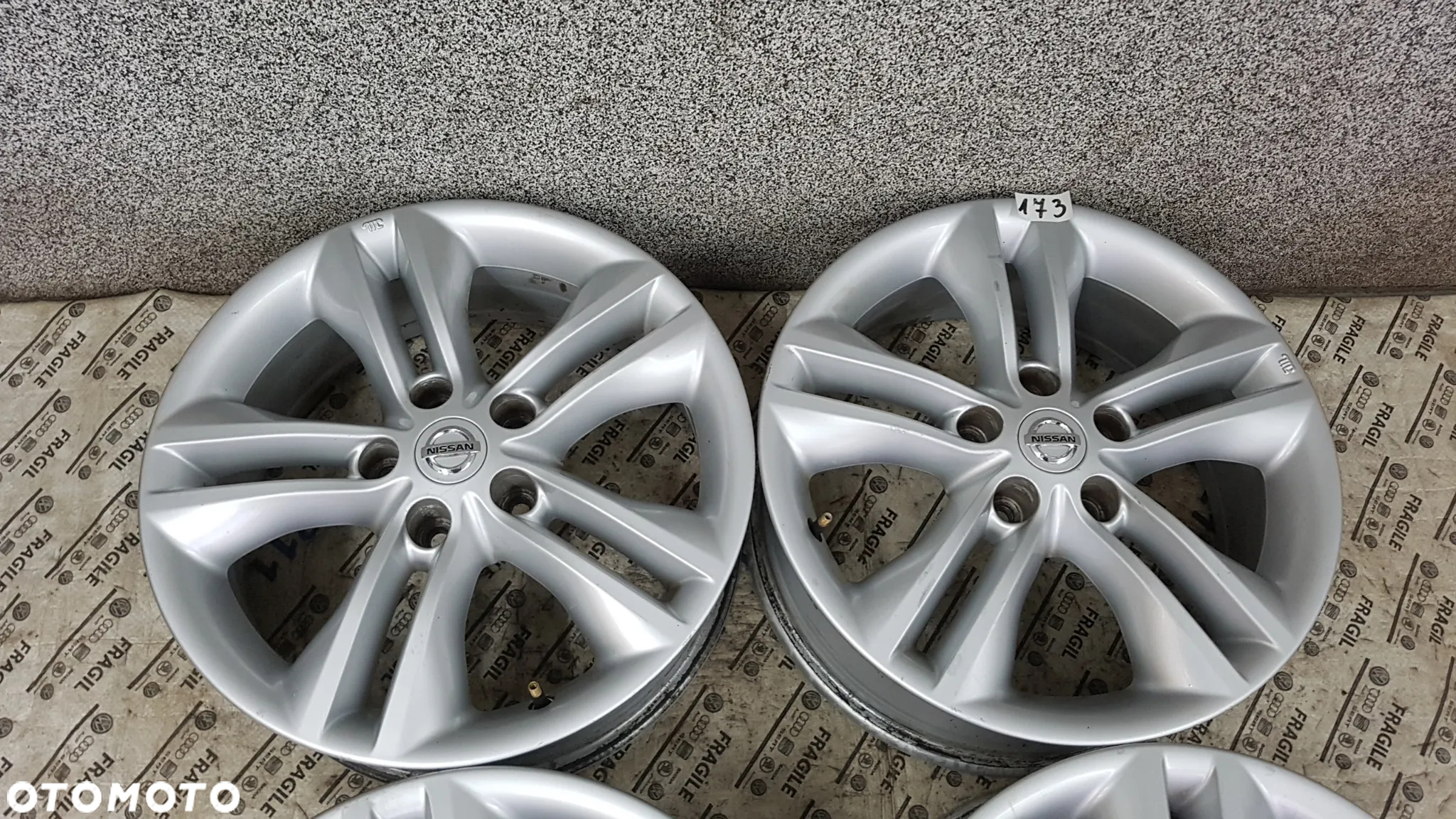 FELGI ALU  ORYGINAŁ NISSAN JUK QASHQAI 5X114,3 6.5JX17 ET40 - 4