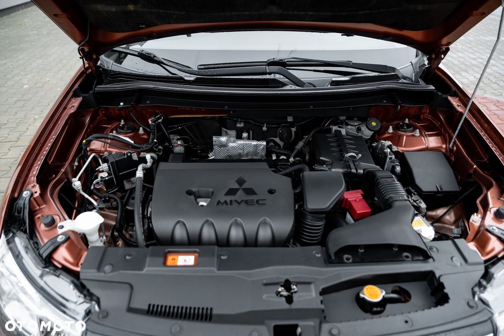 Mitsubishi Outlander 2.0 2WD Spirit - 28