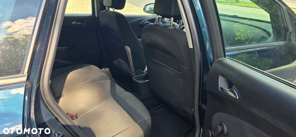 Opel Astra 1.6 Innovation - 10