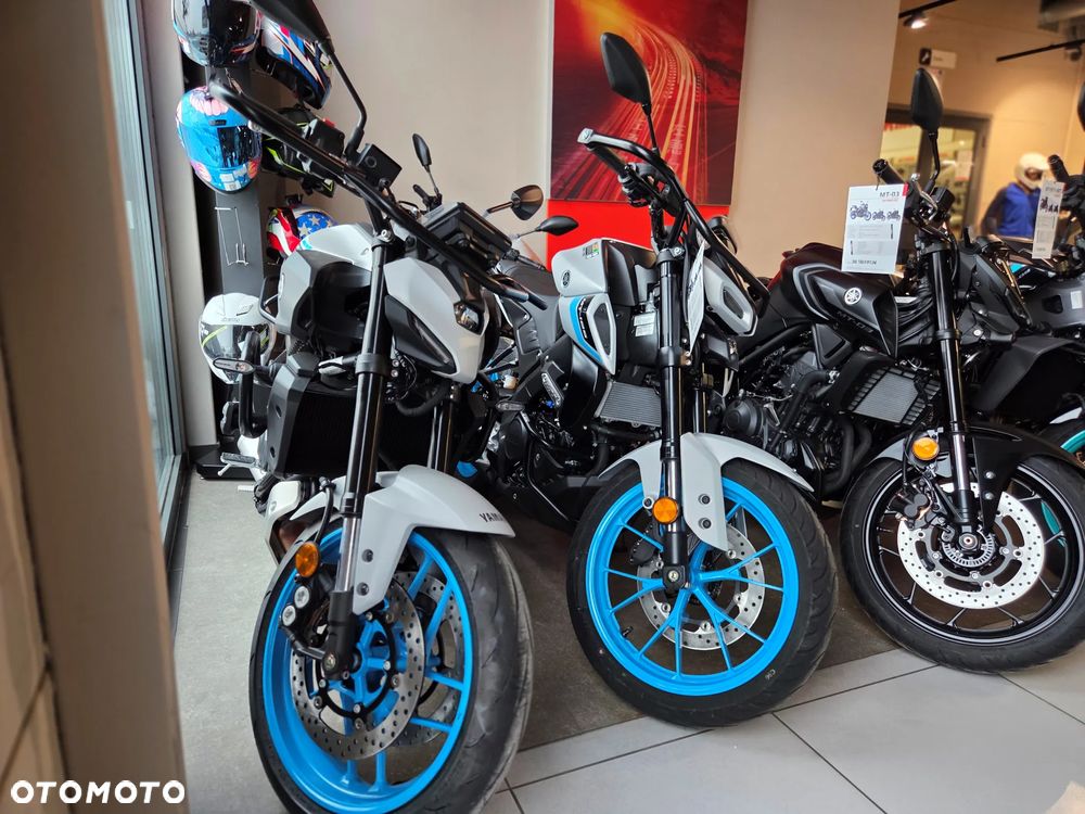 Yamaha MT - 4