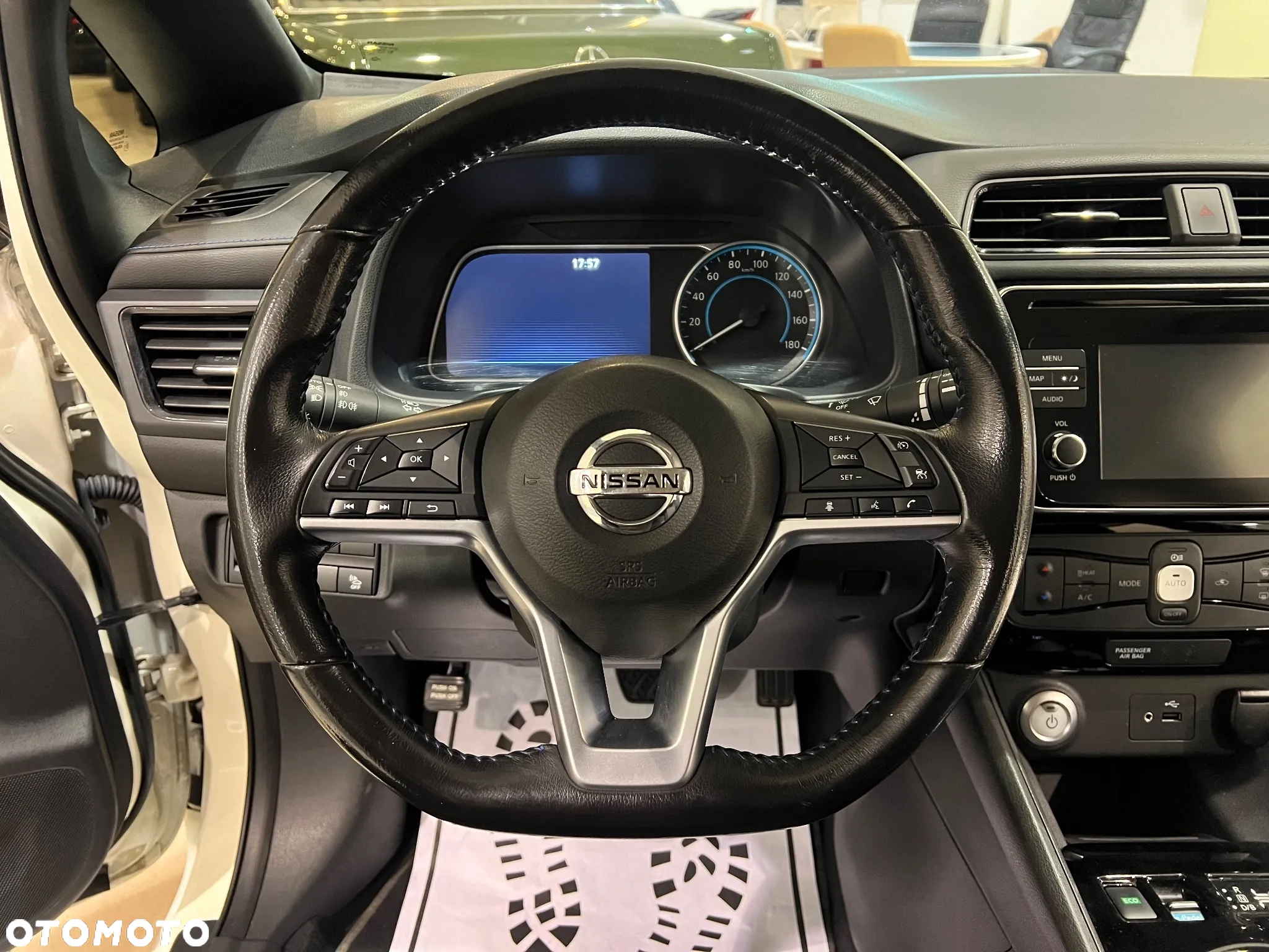 Nissan Leaf 40 kWh - 27