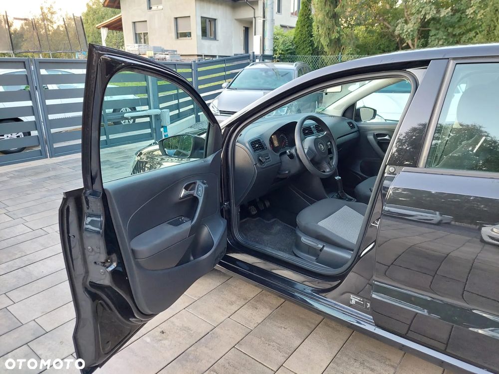 Volkswagen Polo - 12