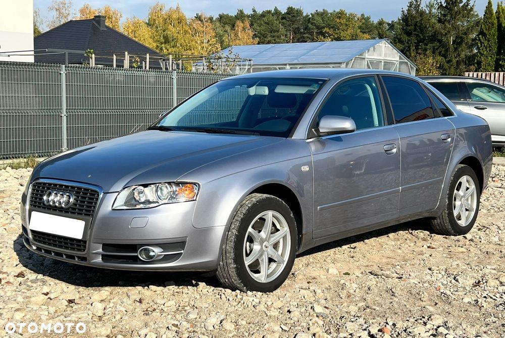 Audi A4 Limousine - 2