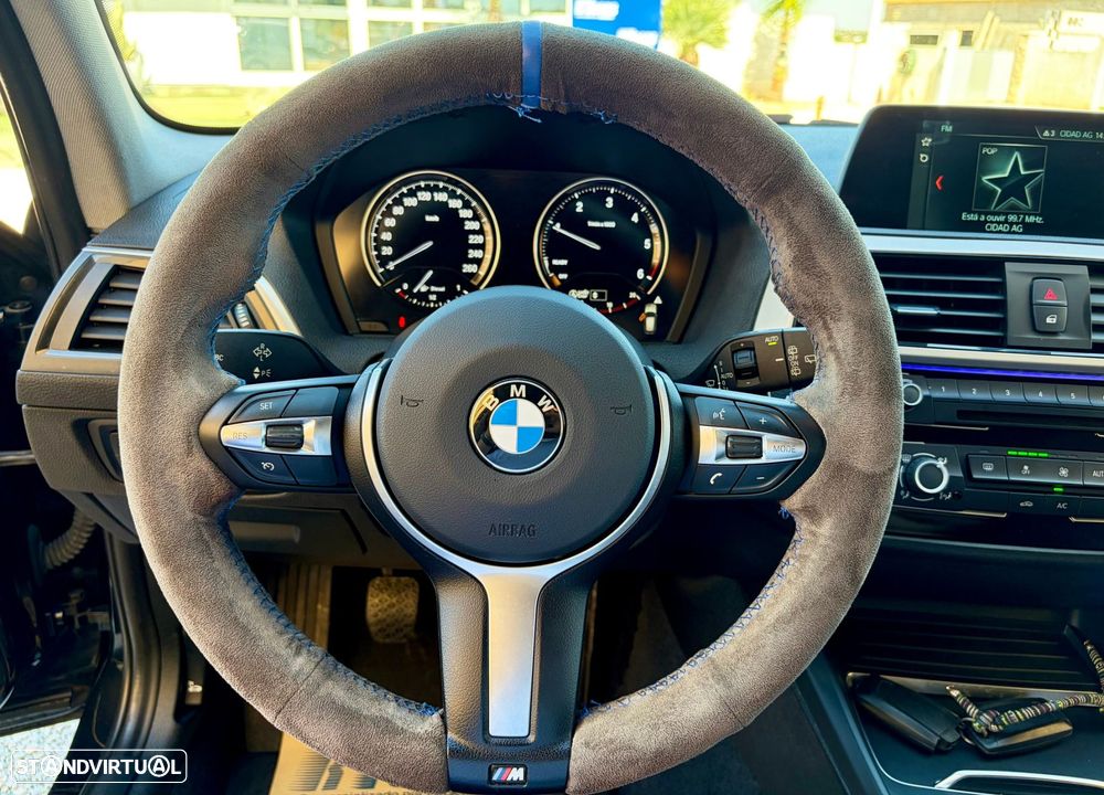 BMW 116 d Pack Desportivo M - 12