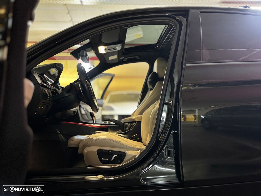 BMW 330 e iPerformance Line Luxury - 13