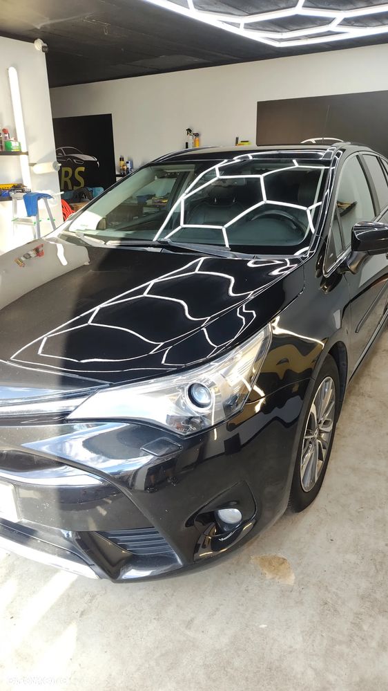 Toyota Avensis 2.0 D-4D Prestige - 17