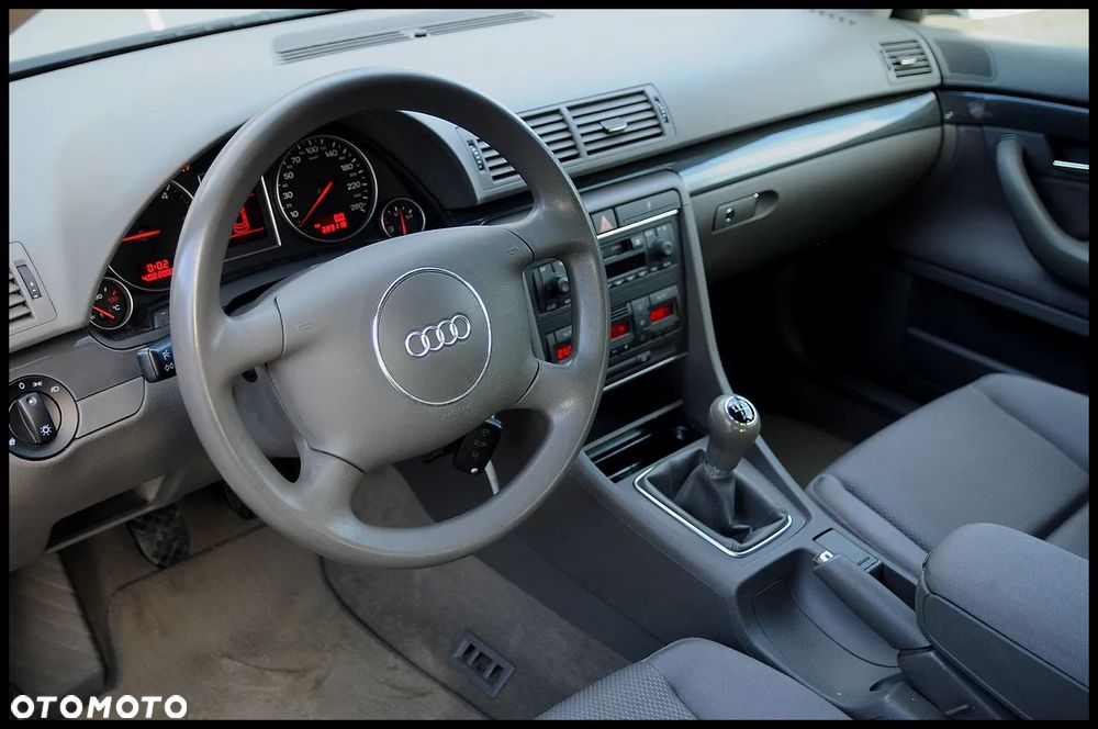 Audi A4 Avant - 5