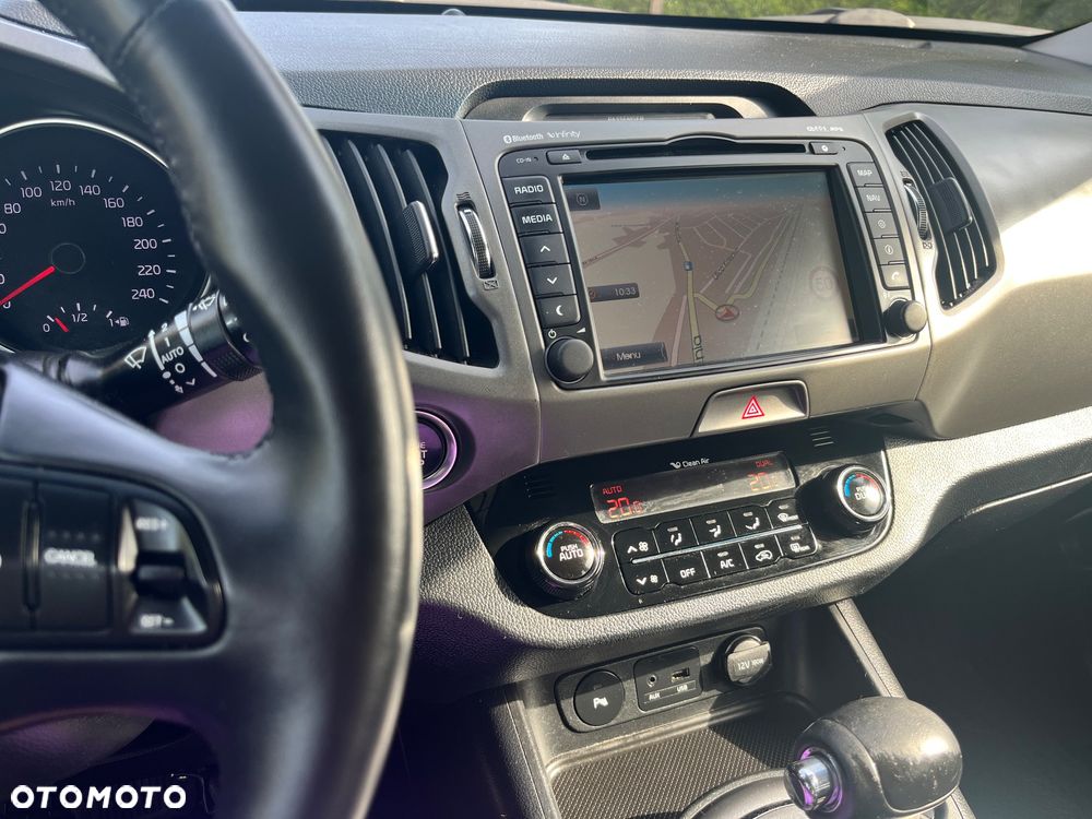 Kia Sportage 2.0 CRDI L AWD - 11