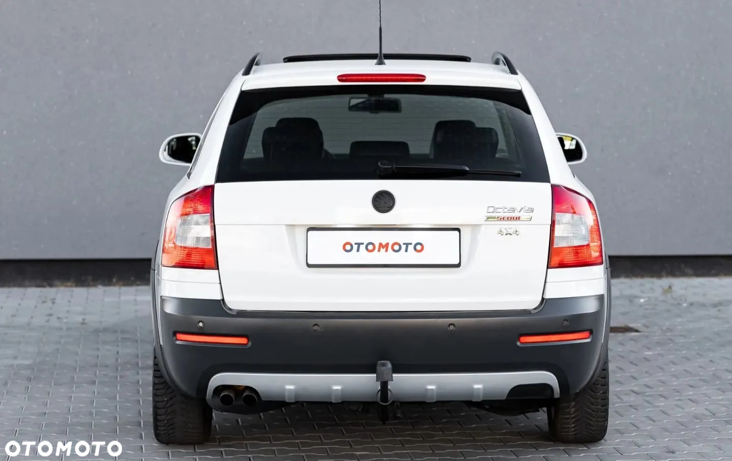 Skoda Octavia Combi 2.0 TDI DPF Scout 4x4 - 10
