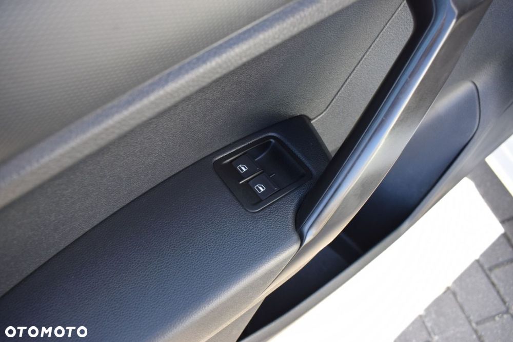 Volkswagen Caddy - 18