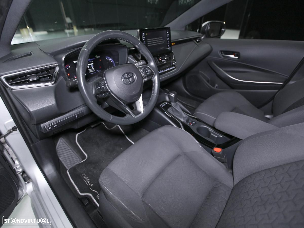 Toyota Corolla Touring Sports 1.8 Hybrid Comfort - 6