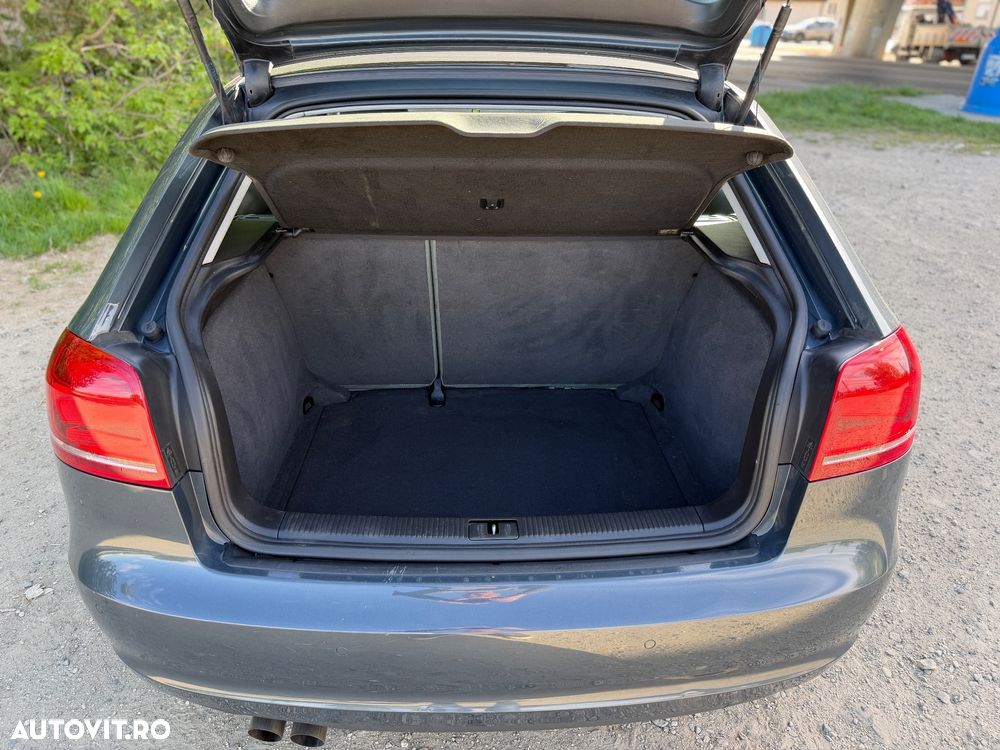 Audi A3 1.9 TDI DPF Ambiente - 12
