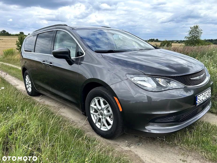 Chrysler Pacifica - 9