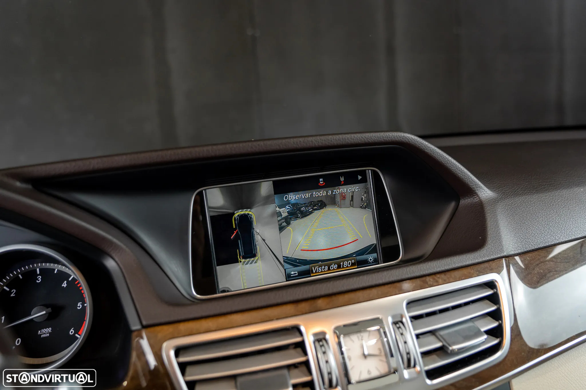 Mercedes-Benz E 300 Bluetec Hybrid Avantgarde - 16