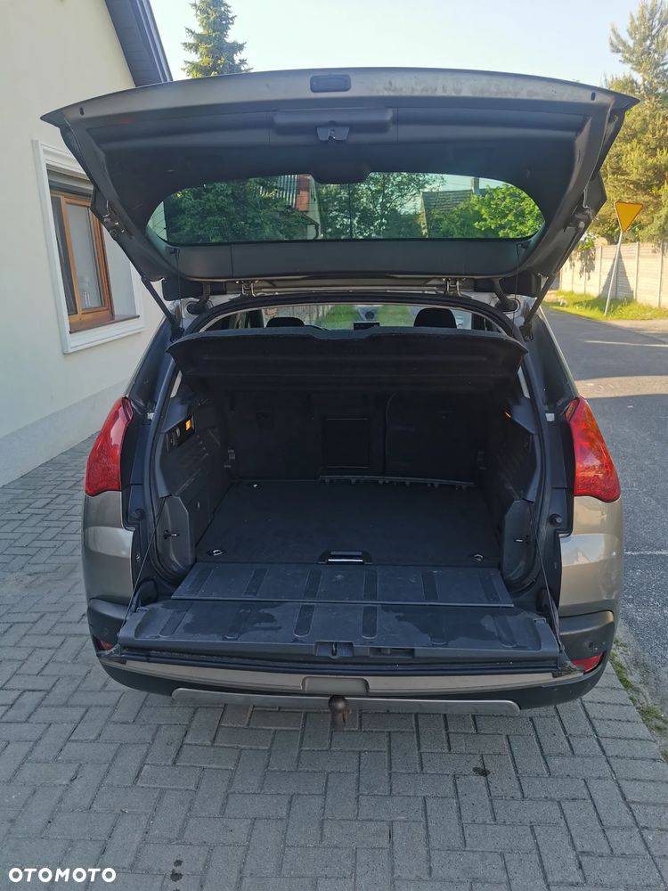 Peugeot 3008 1.6 HDi Premium - 14