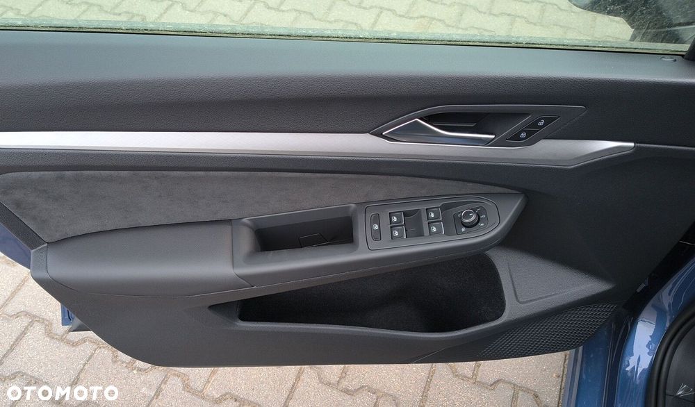 Volkswagen Golf - 17