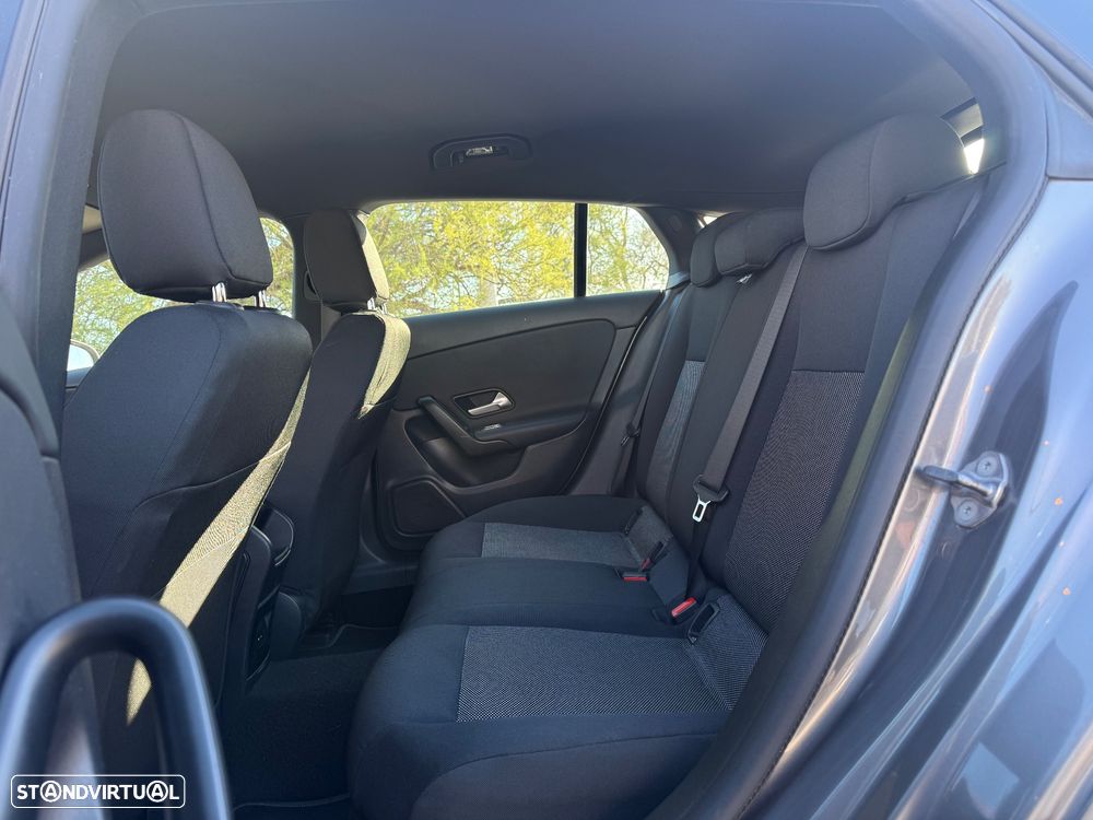 Mercedes-Benz CLA 180 d Shooting Brake Progressive - 34
