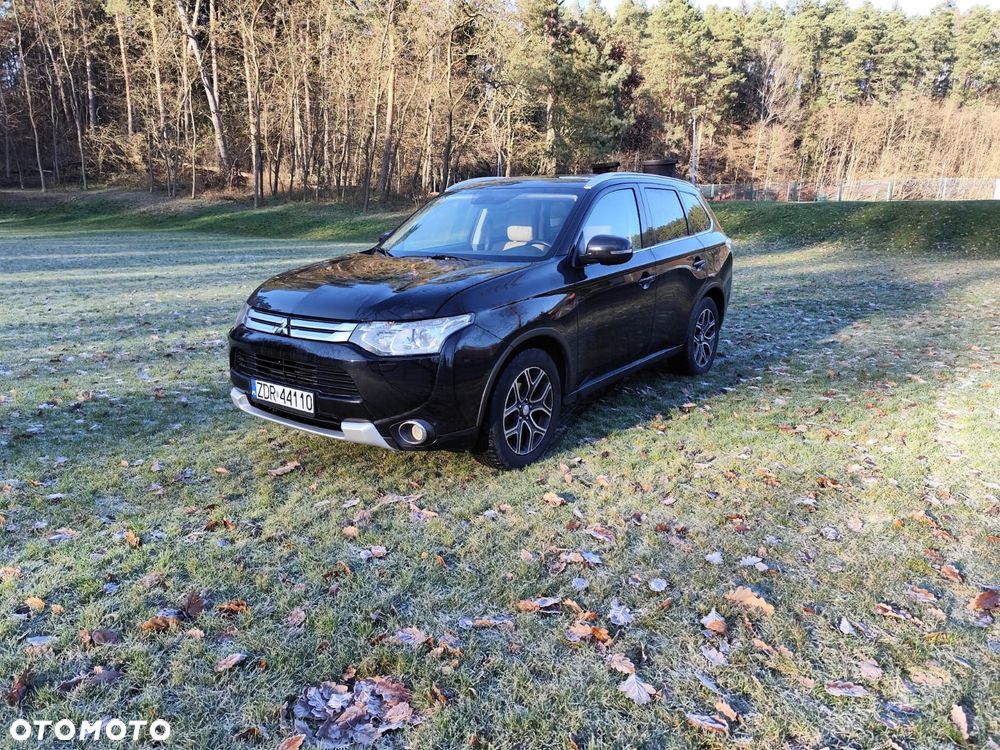 Mitsubishi Outlander 2.2 DID Instyle Navi 4WD - 1